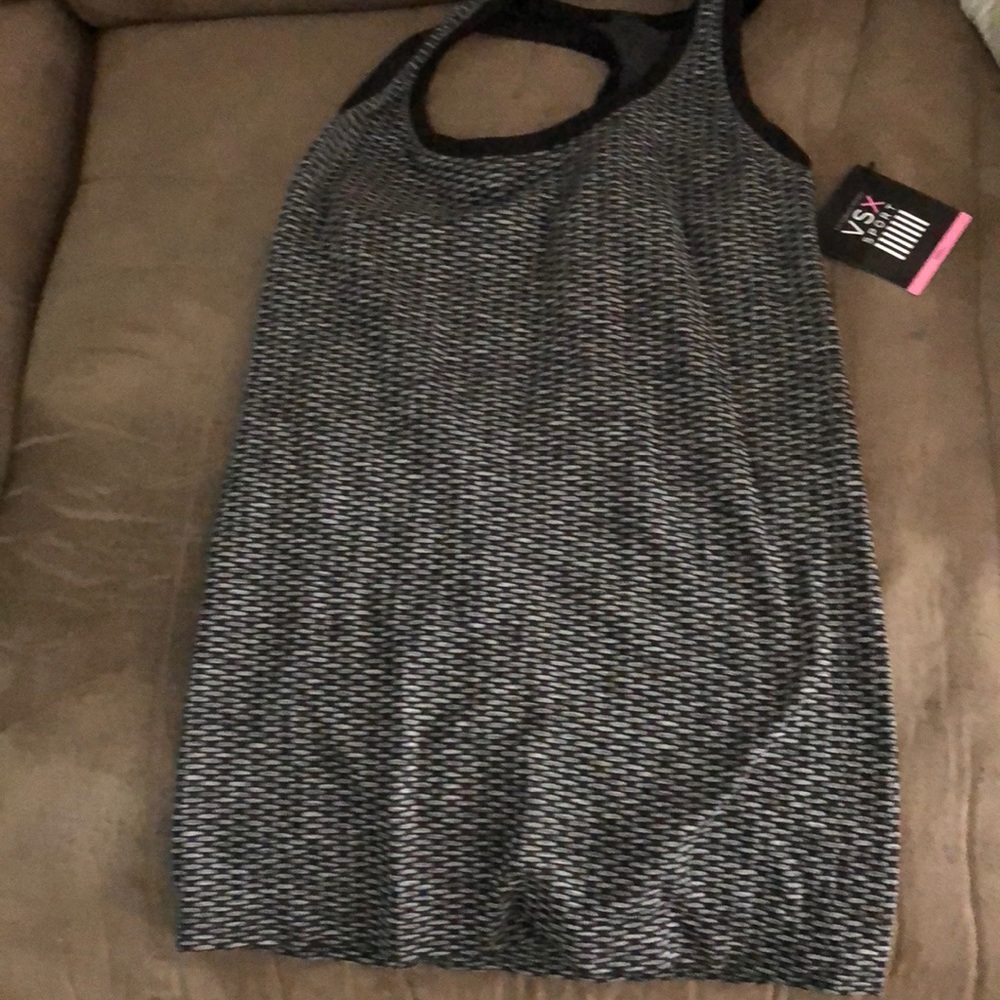 VSX Sport top